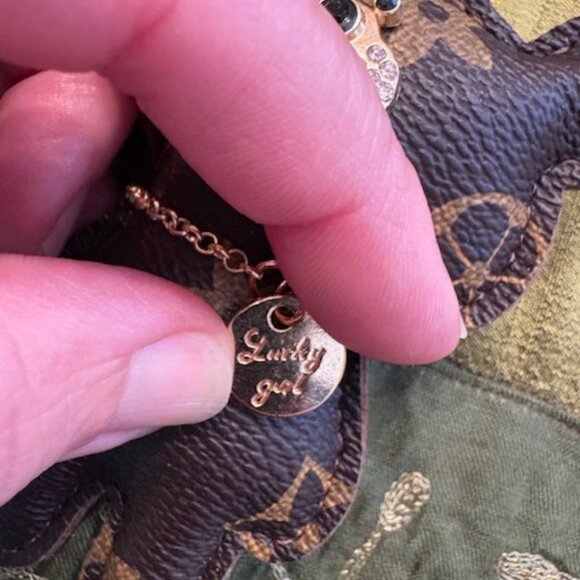 NWOT Designer Inspired Cute Bear Gold Crystals Bag Charm Clip Key chain - Picture 5 of 5